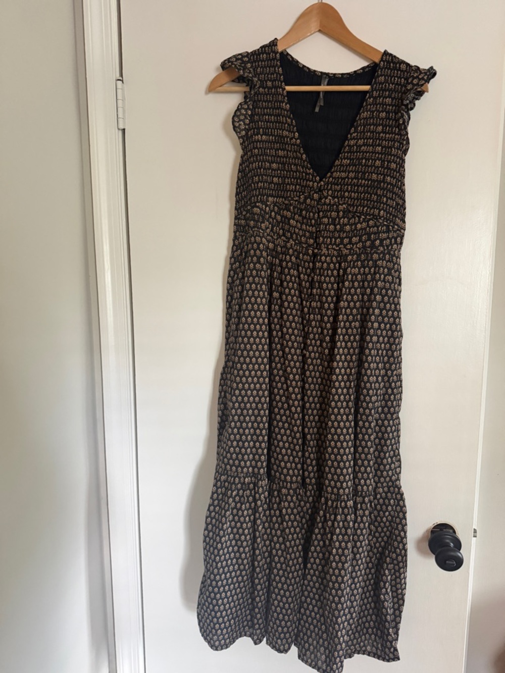 Anthro Sleeveless Black and Tan Printed Maxi Dress